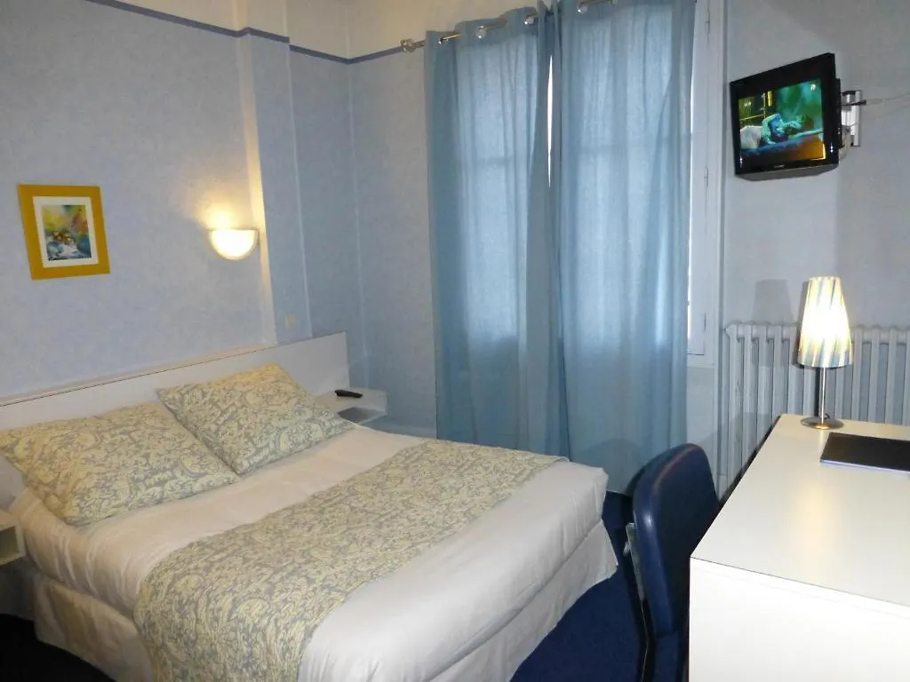 Hotel Trianon à Vichy 2*,  France